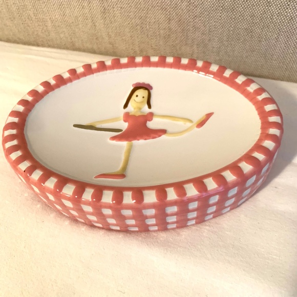 Ballet Bath Towel Soap Dish Set With Photo/ Mirror Keychain - Picture 4 of 16